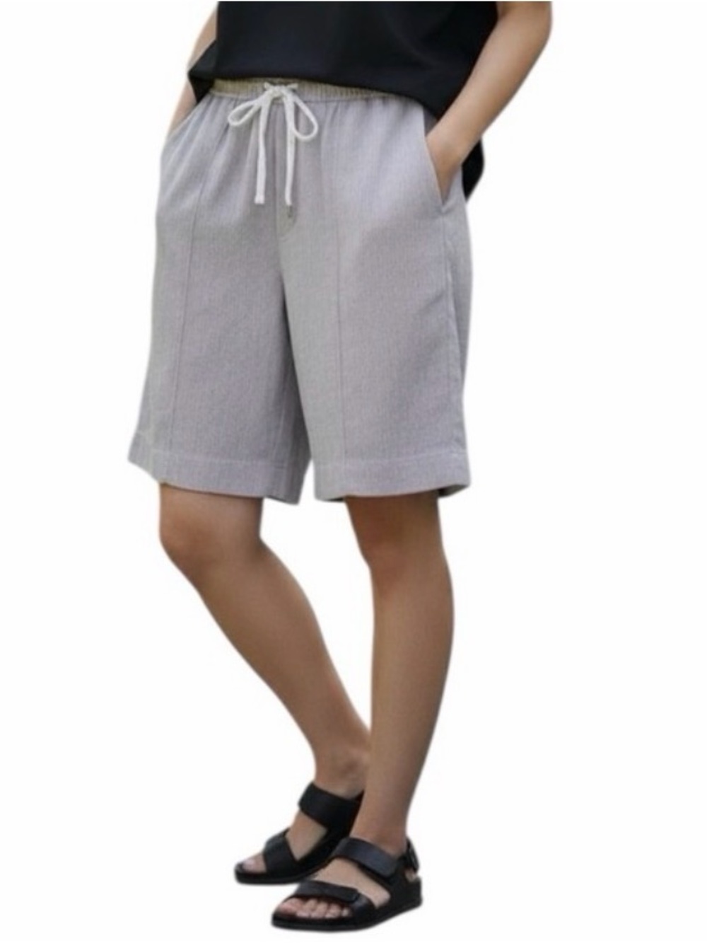 ASOS Design Lavender Gray High Rise Lyocell Textured Shorts size W34”